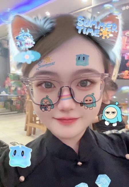 北京潘家园丰满小妹