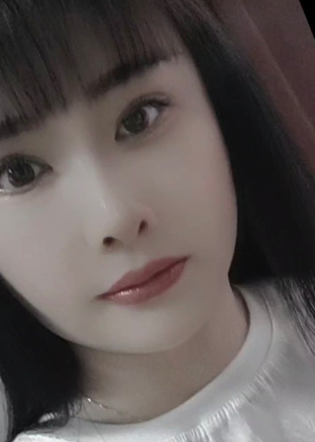 哺乳期少妇