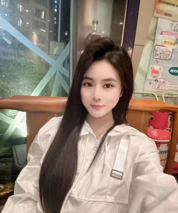 美腿小表妹吖吖