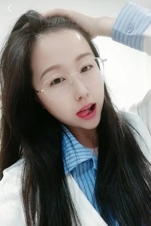 禅城气质小姐姐