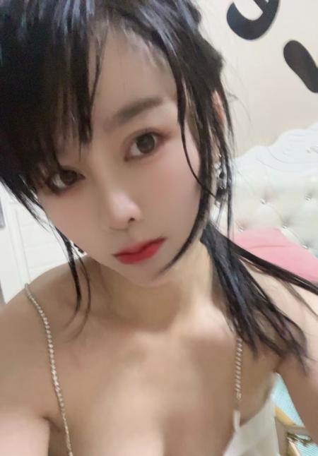 十里河D胸翘臀月月