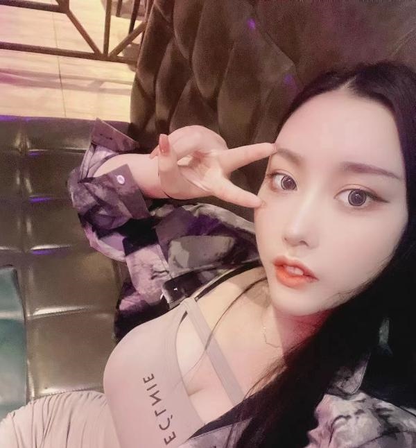 南开服务系大胸妹子