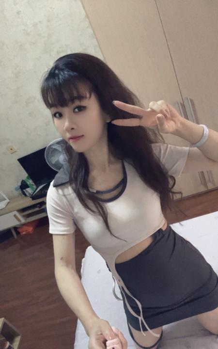 昆山服务系小雅老师
