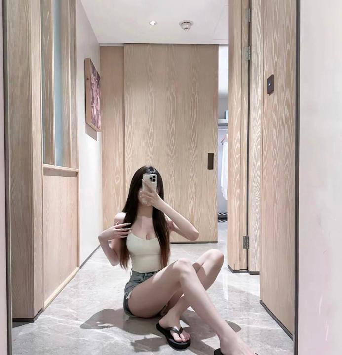 温柔可爱女友遥遥