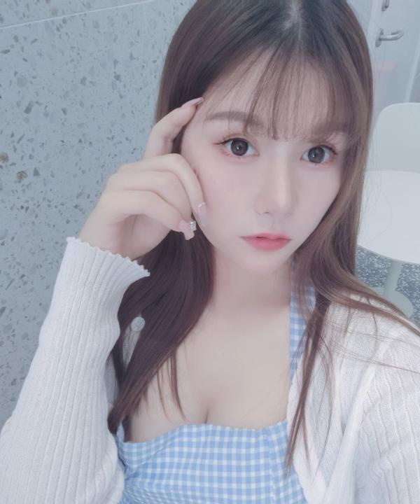 温柔可爱女友遥遥