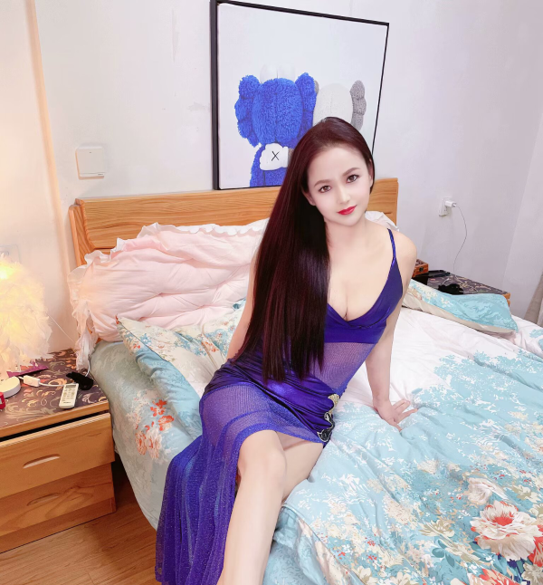 闵行性感制服少妇安娜
