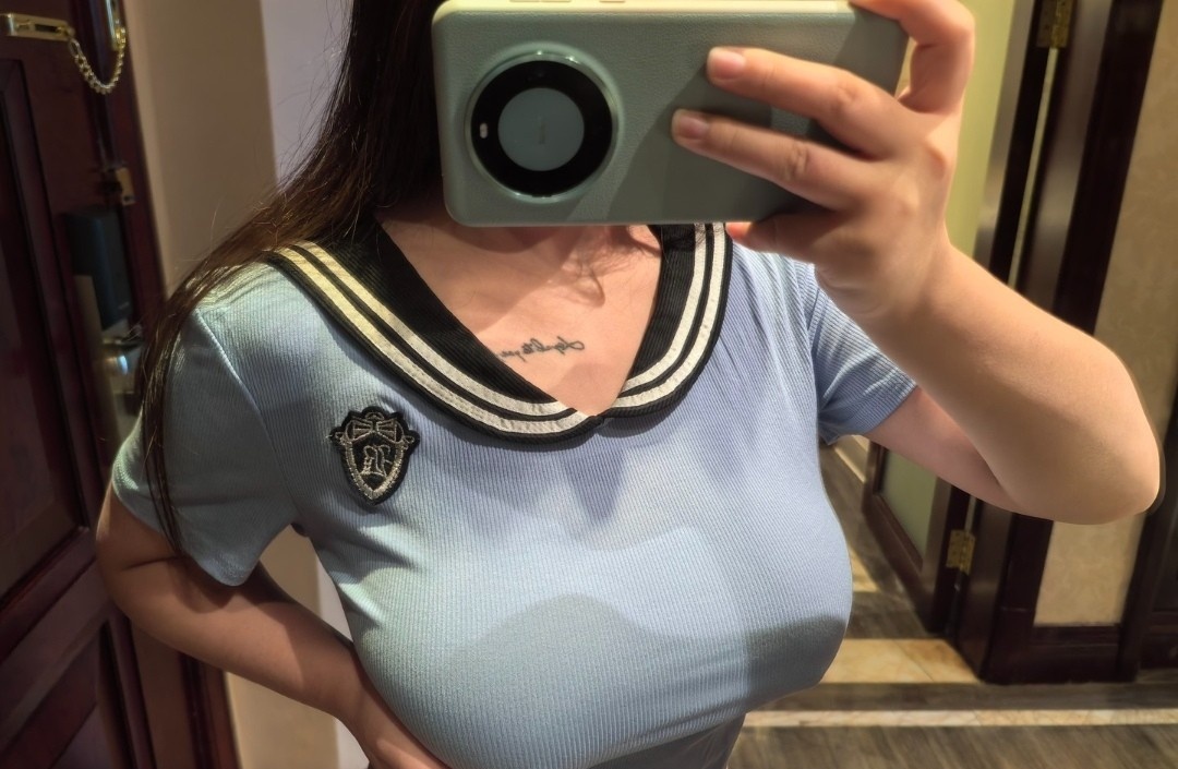 拱墅大奶萌妹小轩