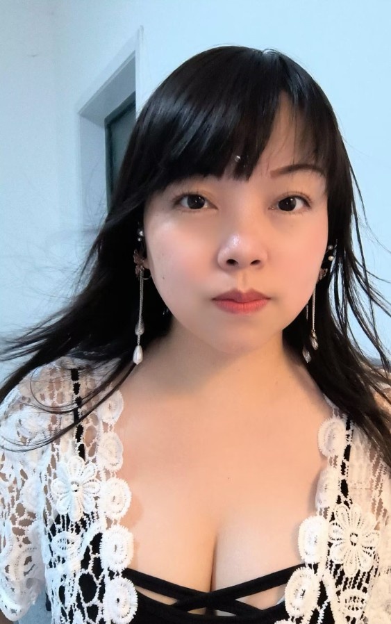 沙区泄火少妇