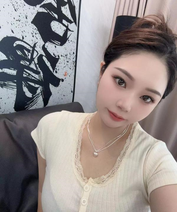 mini身材火辣大熊