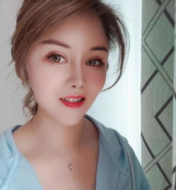 三山街轻熟女