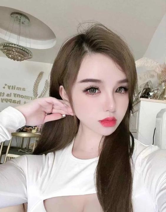 大连做医美的小骚货