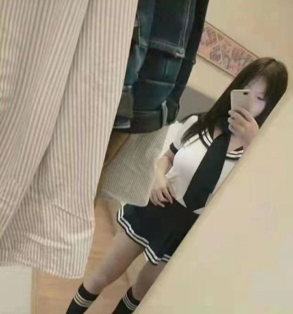 陆家嘴巨乳川妹