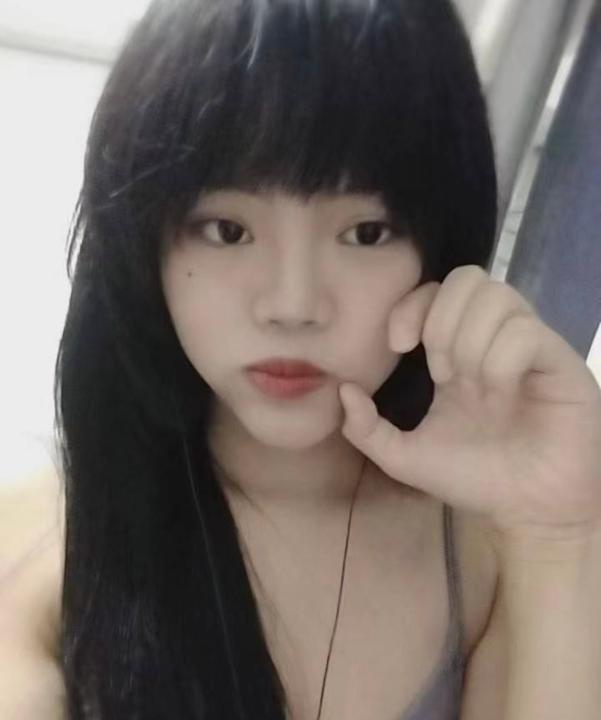 陆家嘴巨乳川妹