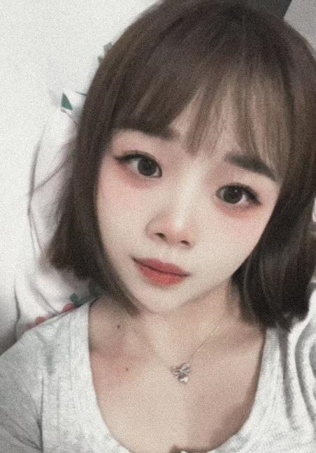 颜值大波妹子