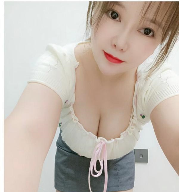 大胸老师小娟