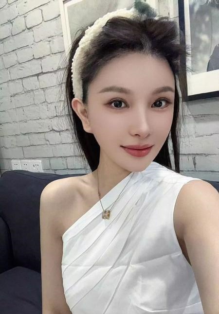 秦淮兼职大奶妹子