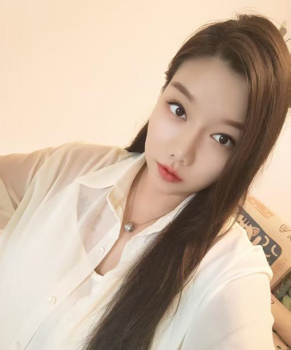 罗湖箫后欣欣