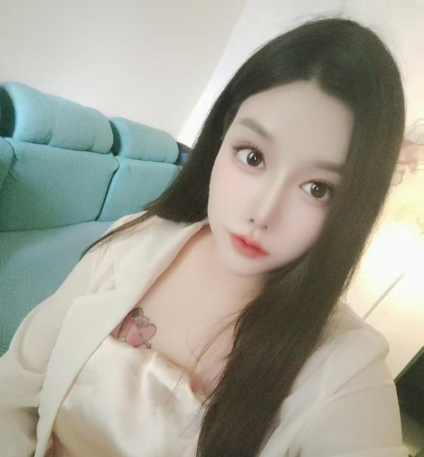罗湖箫后欣欣