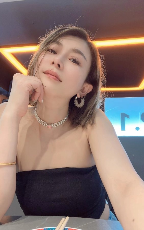 东北颜值身材少妇
