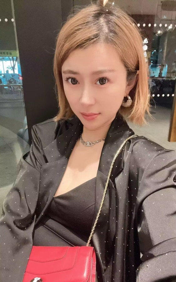 东北颜值身材少妇