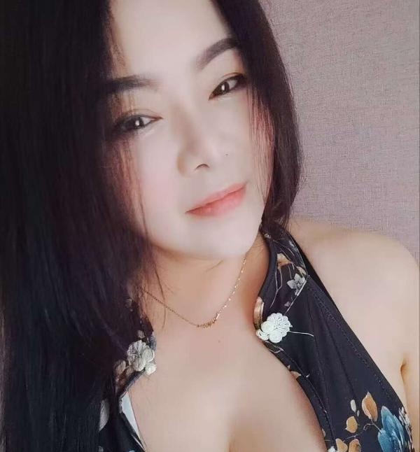 天河风情舌吻大波