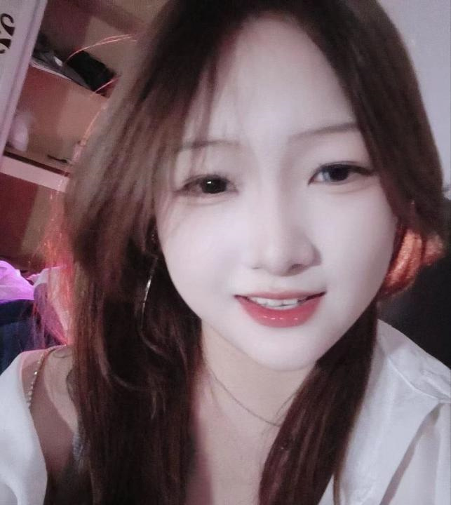 新都泻火性感小妹妹