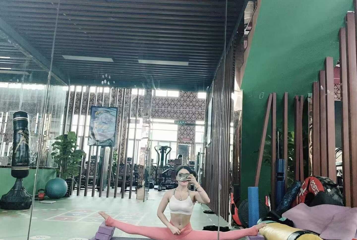 性感长腿老师回归