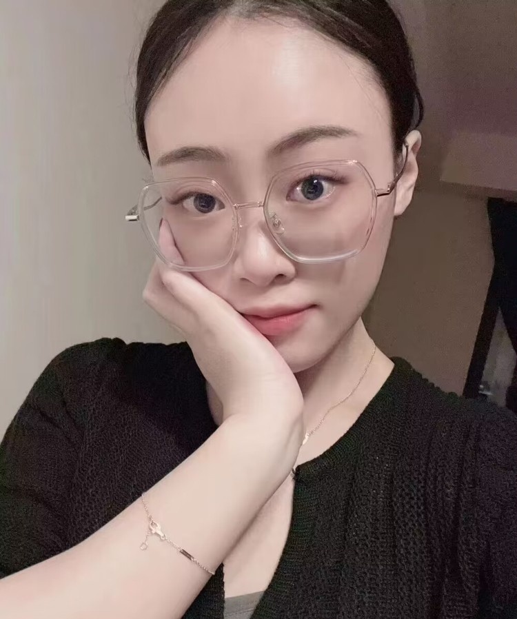 颜值高挑小姐姐