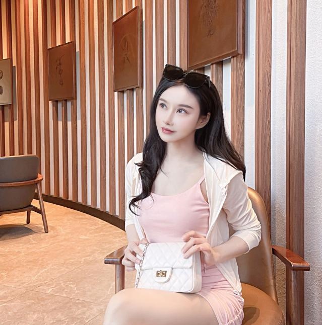 服务大奶雅彤