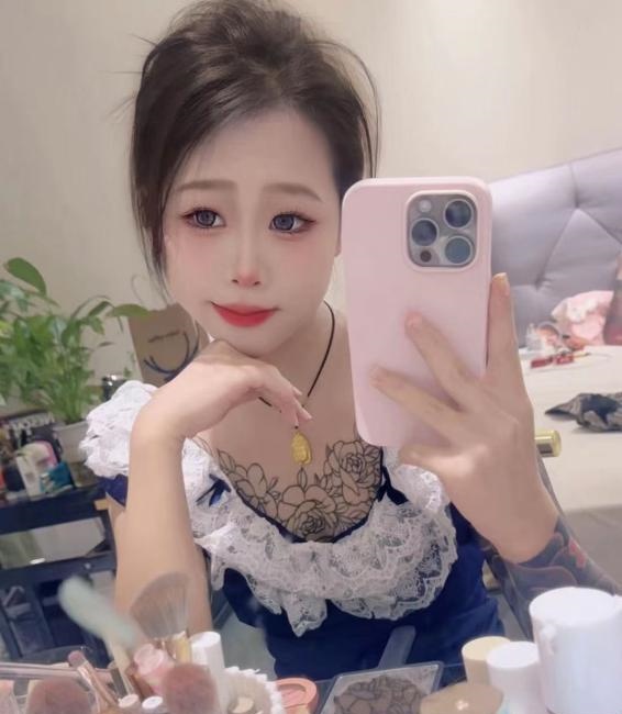 很不错的小姐姐