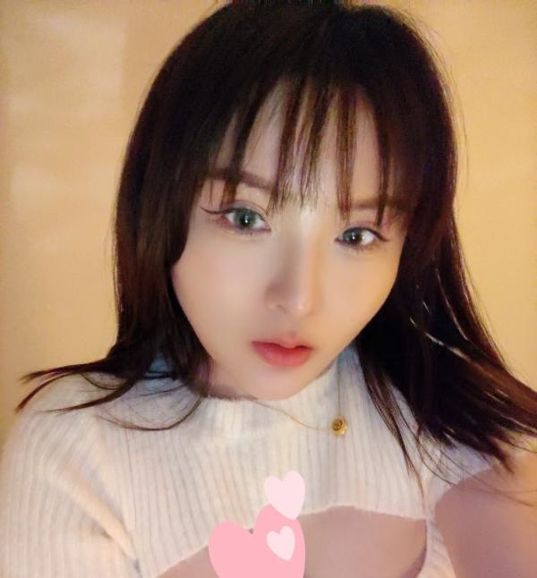 锡山粉乳肥臀小姐姐