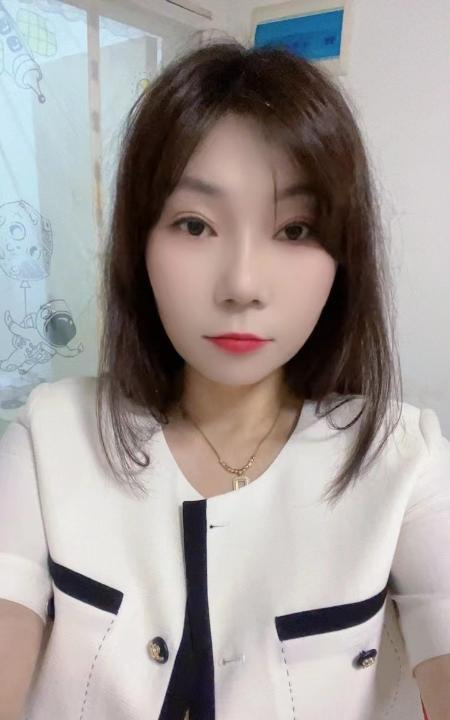 越秀丰满轻熟梦梦