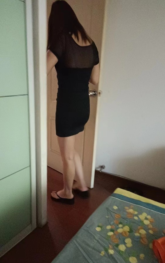 少妇，卖力技术好