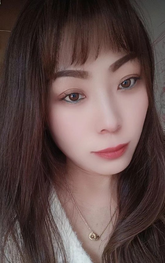 少妇，卖力技术好