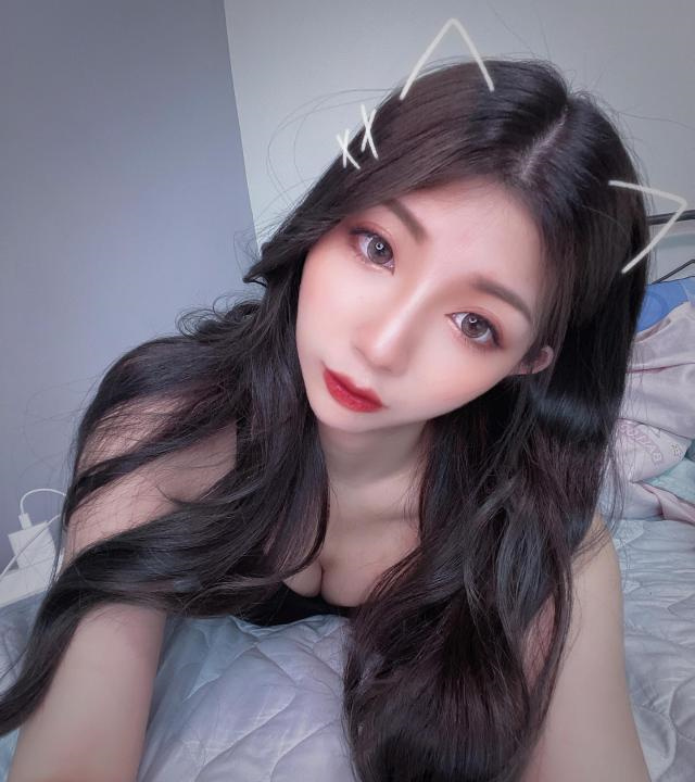 性感妩媚的仙仙美女