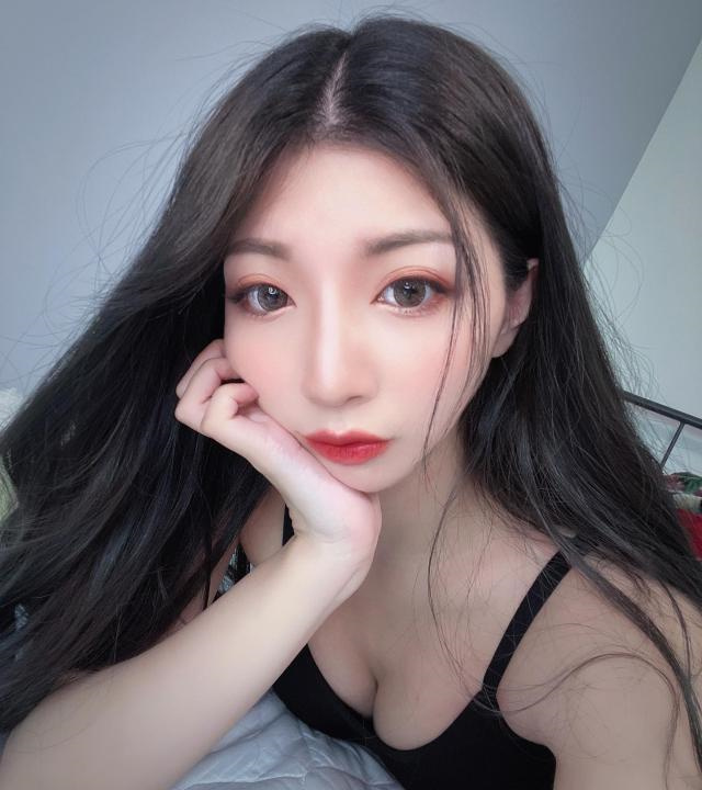 性感妩媚的仙仙美女