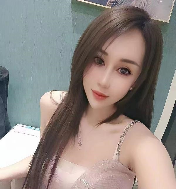 皇姑喷潮软妹子