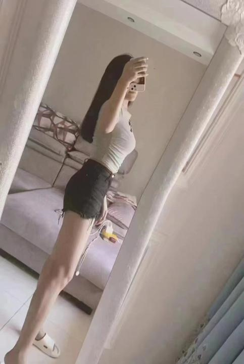 皇姑喷潮软妹子