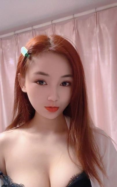 粉嫩小美妞