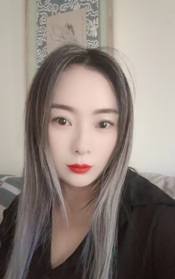 古典风骚女小雪