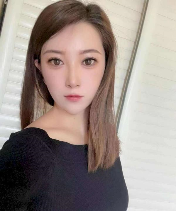 滨江服务系妹子