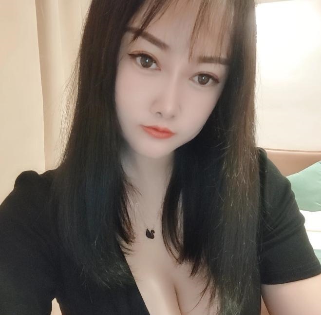 南京气质肥臀少妇