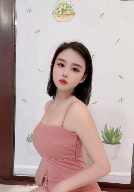 海珠性感身材妹子