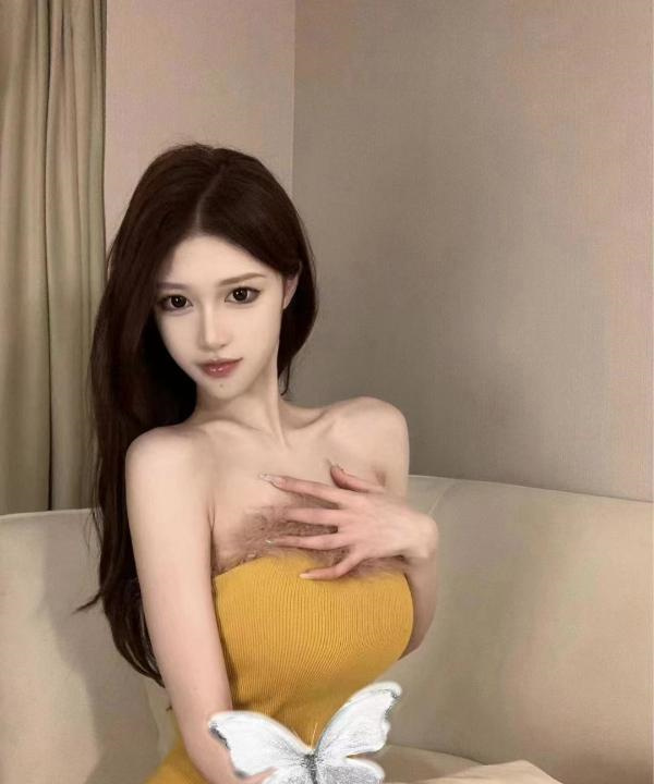 车模彤彤