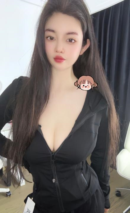 性瘾大奶女友体验