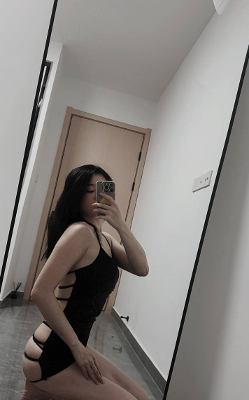 制服控微胖小少妇
