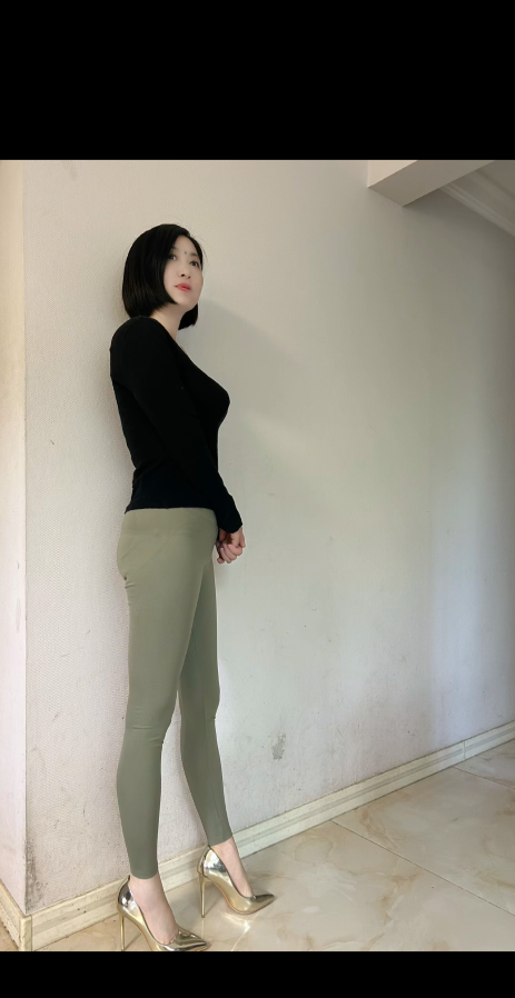 气质短发白领兼职