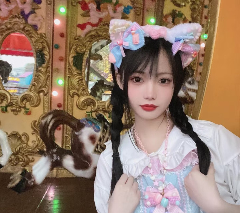 粉嫩水多纯欲大学生电竞甜妹