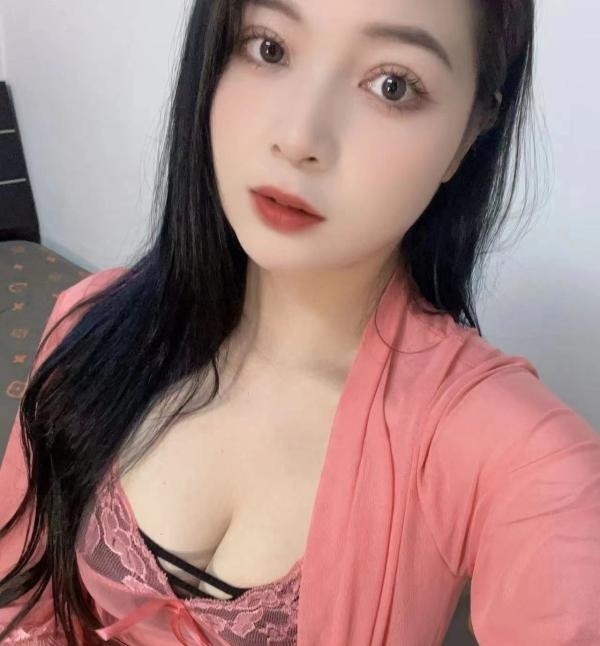 越秀丰韵犹存的姐姐