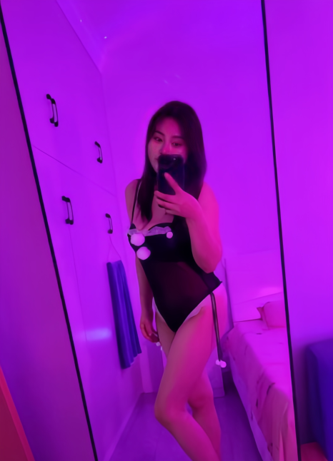 徐汇制服小少妇安妮